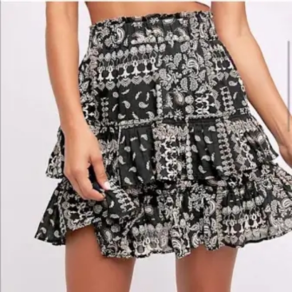 Free People Melissa Printed Ruffle Mini Skirt Large - Picture 1 of 4